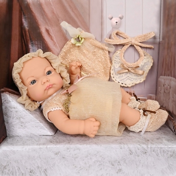 Фото pituso набор пупс в чепчике с аксессуарами бежевый (25 см) PITUSO Набор Пупс в чепчике с аксессуарами Бежевый (25 см)
